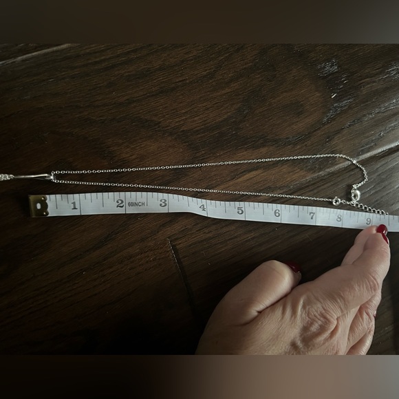 Avon Sparking Necklace - Picture 3 of 5